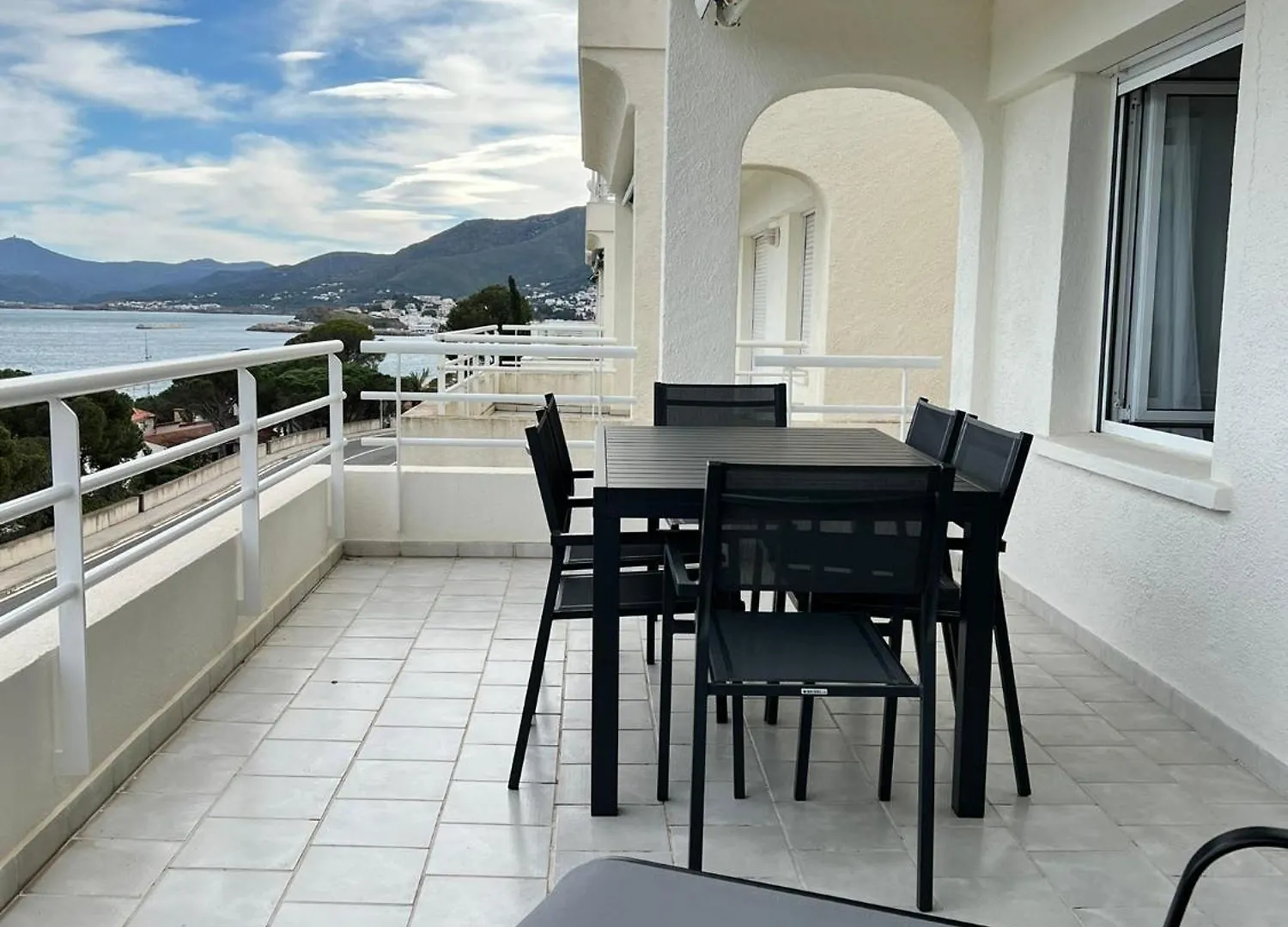 Apartamento Cap Ras, Llanca, Costa Brava